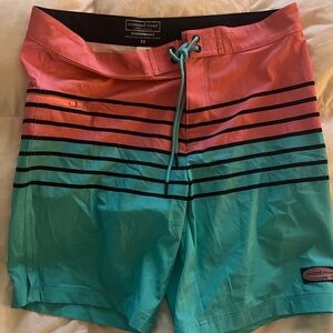 Vineyard Vines Men's Multicolor Swim Trunks size 33